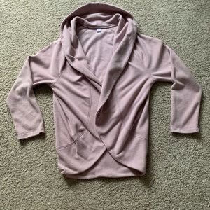 Light pink pull over sweater